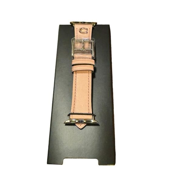 NWT Coach Women's Blush Leather Strap 38/40/41mm Apple Watch Band - Blush - Picture 3 of 4
